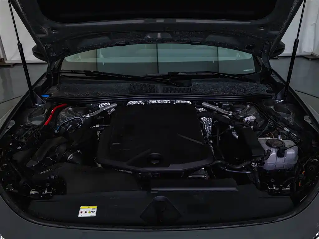 Audi A5L 2026 2.0T Sport