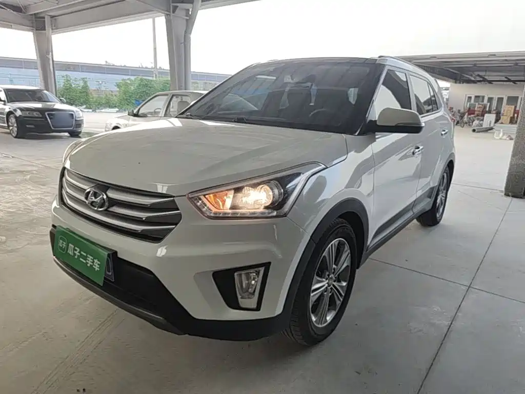 Hyundai ix25 2015 1.6L Auto 2WD Premium Type DLX