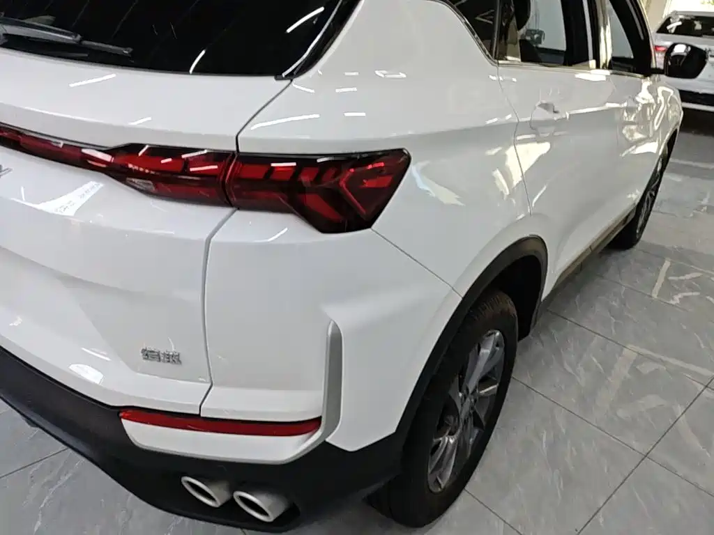 Geely Binyue — миниатюра 8