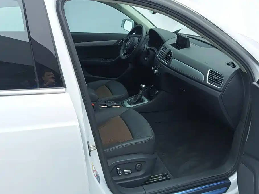 Audi Q3 — миниатюра 8