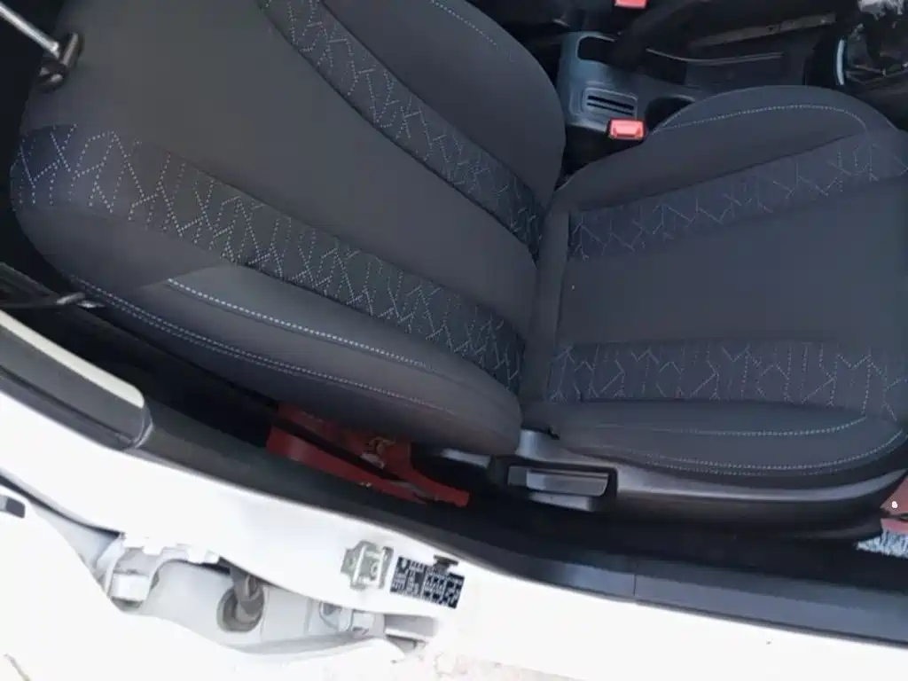 Baojun 310 — миниатюра 25