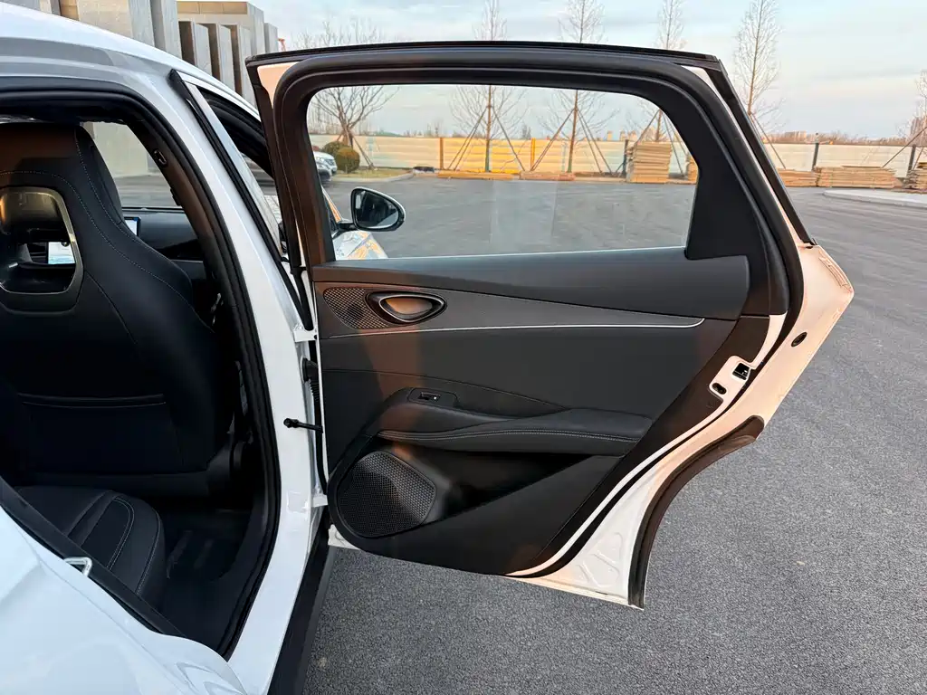 BYD SEAL 06 NEW ENERGY