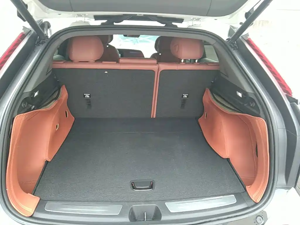Cadillac IQ — миниатюра 19