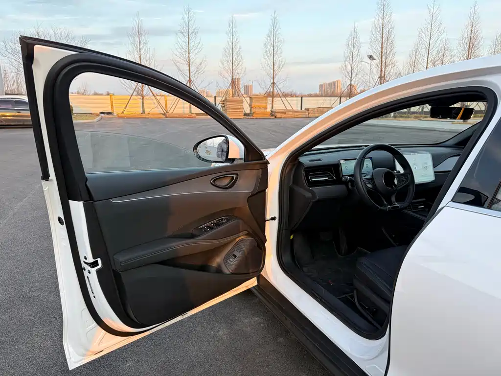 BYD SEAL 06 NEW ENERGY