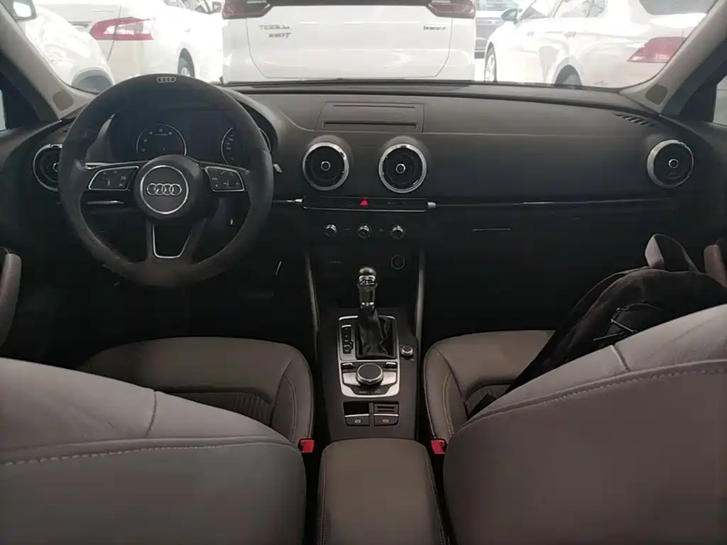 Audi A3 — миниатюра 10