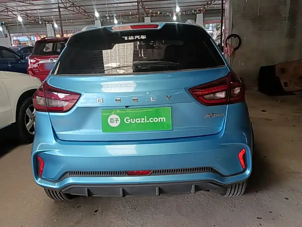 Geely Vision X3 — миниатюра 6