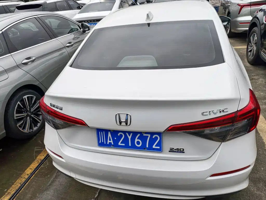 Honda Civic 2022 — фото 16