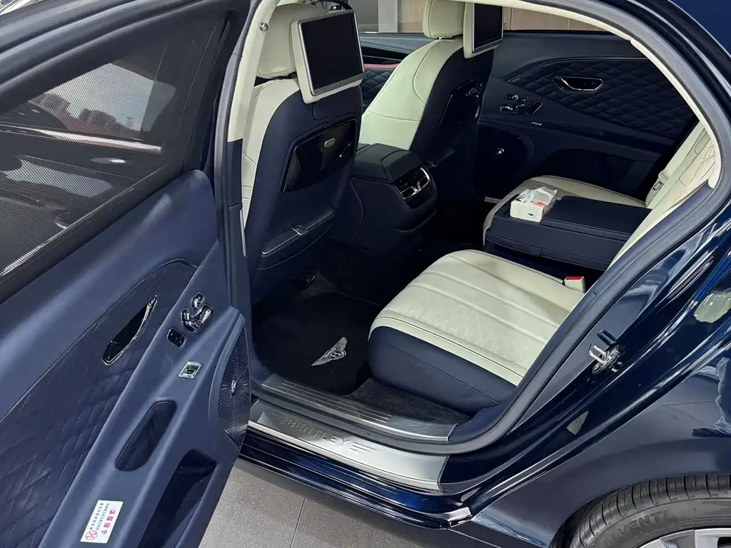 Bentley Flying Spur — фотографии объявления, Фото 11