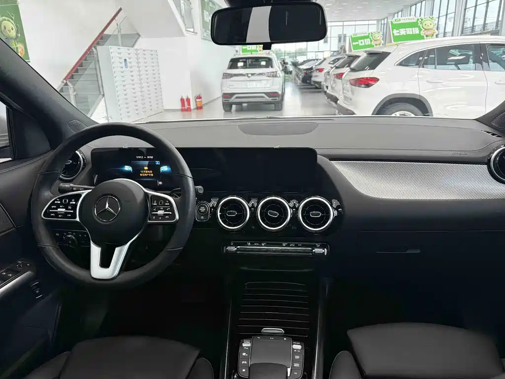 Mercedes-Benz GLA — миниатюра 19