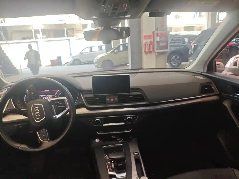 Audi Q5L 2020 45 TFSI Premium Fashion