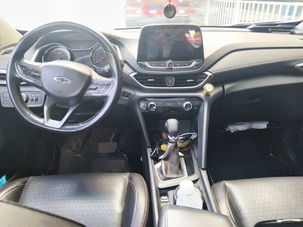 Chevrolet Volando — миниатюра 5