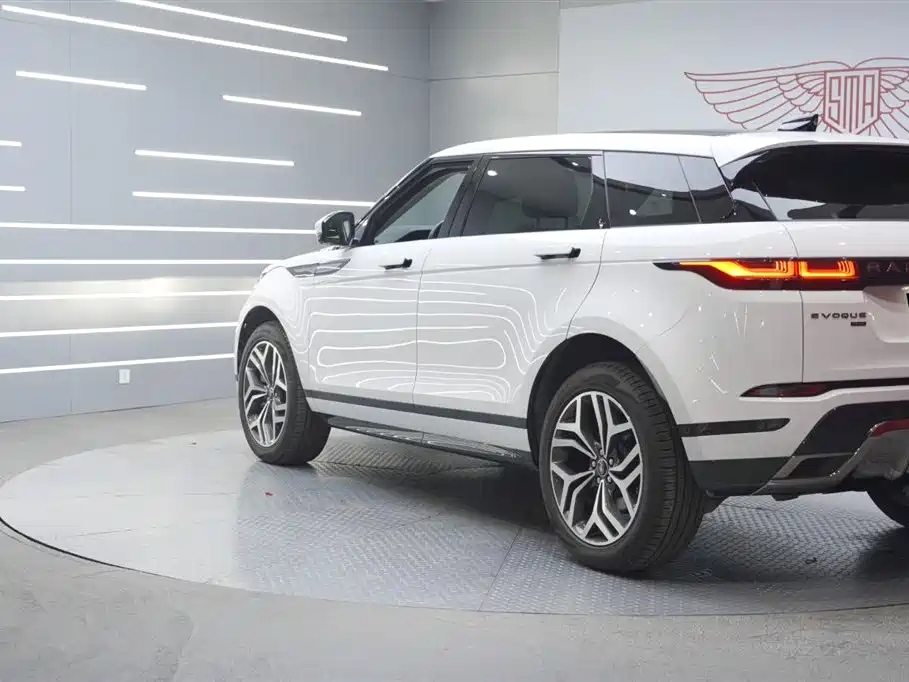 Land Rover Range Rover Evoque 2023 L 249PS