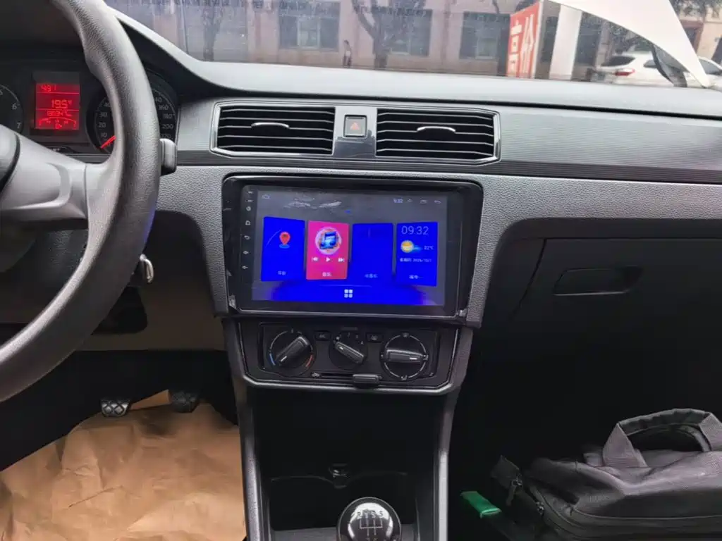 Volkswagen Santana — миниатюра 13