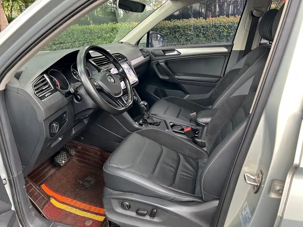 Volkswagen Tiguan L — миниатюра 9