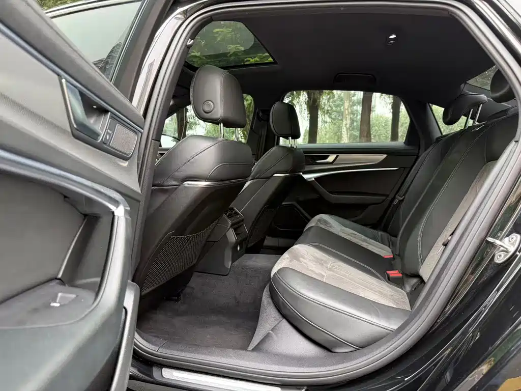 Audi A6L — миниатюра 6
