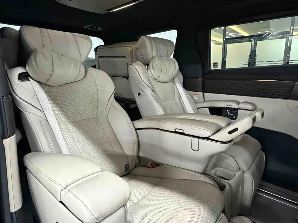 Toyota Vellfire 2024 2.5L Executive