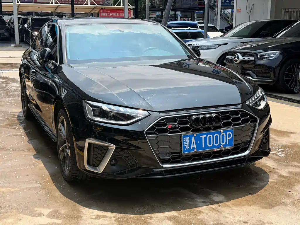Audi A4L 2022 40 TFSI Fashion