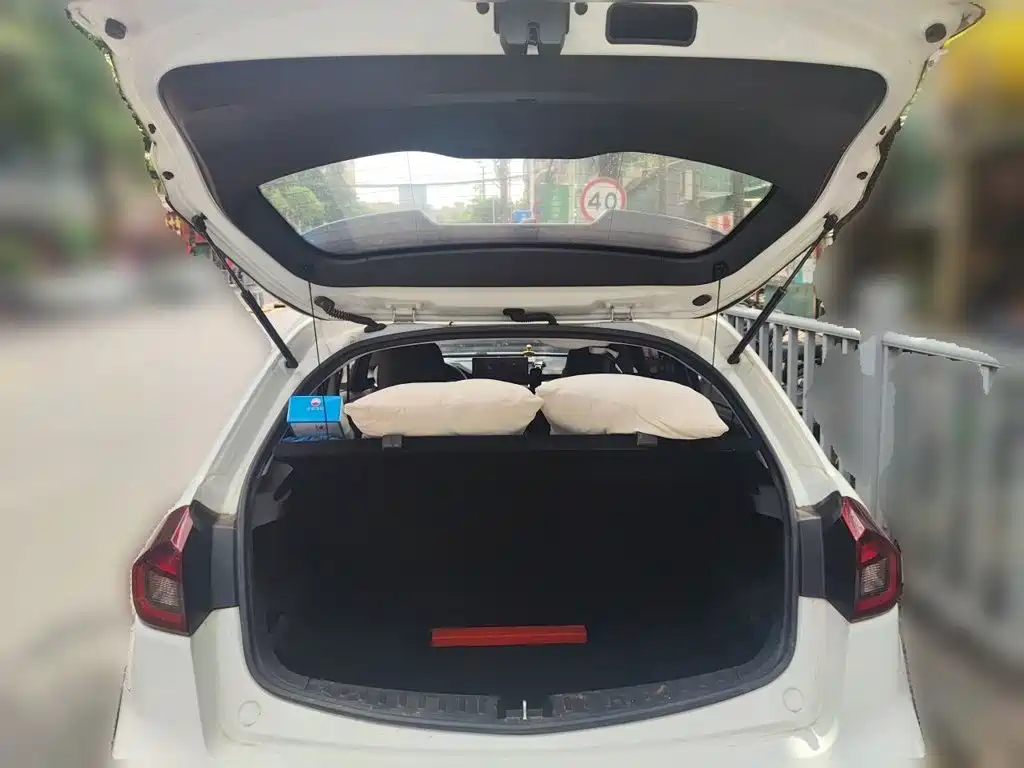 Geely Vision X3 — миниатюра 15