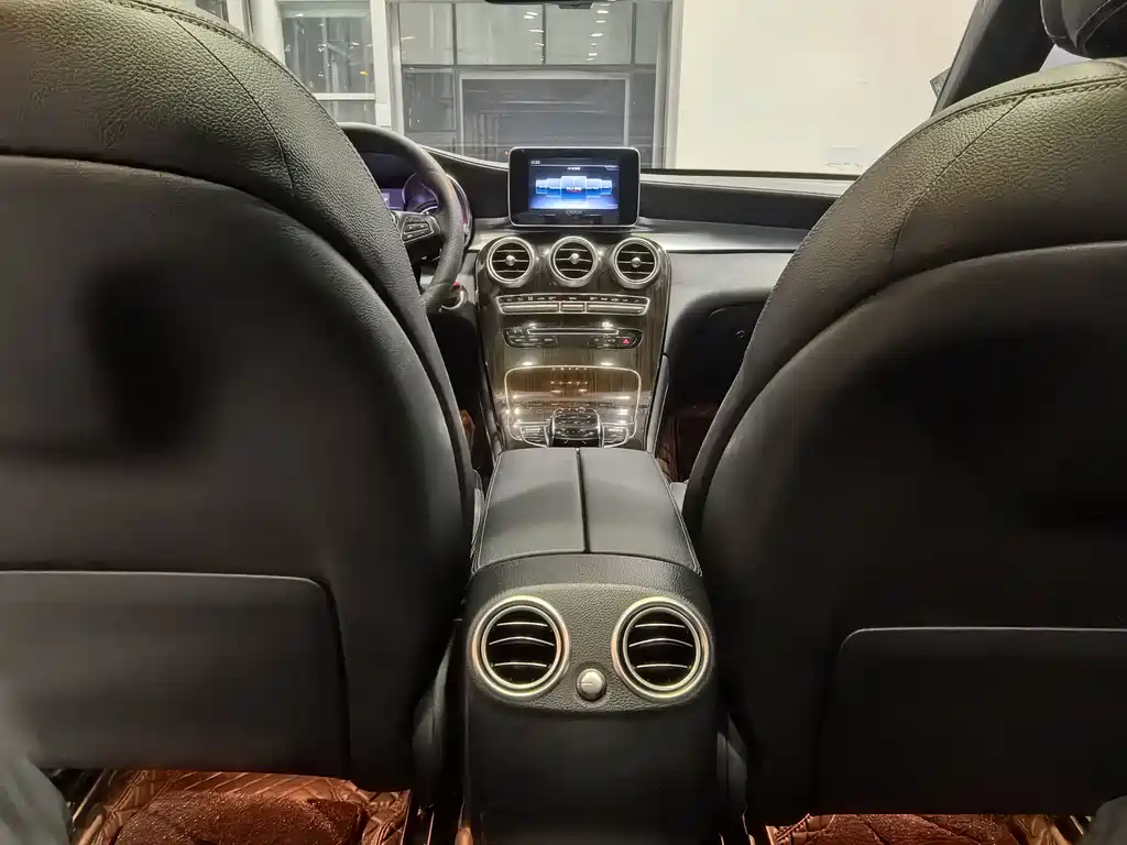 Mercedes-Benz GLC — миниатюра 11
