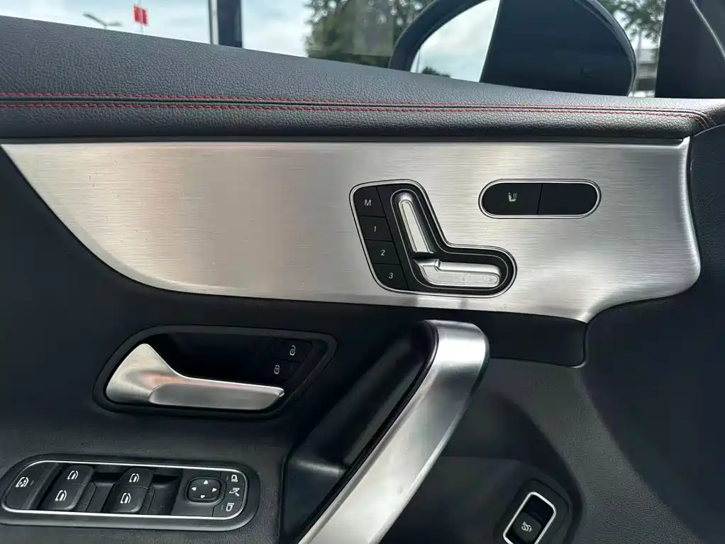 Mercedes-Benz CLA (Import) — миниатюра 18