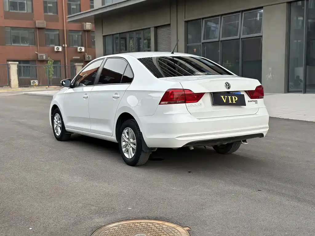 Volkswagen Santana 1.6L Manual Elegant Edition, фото 15
