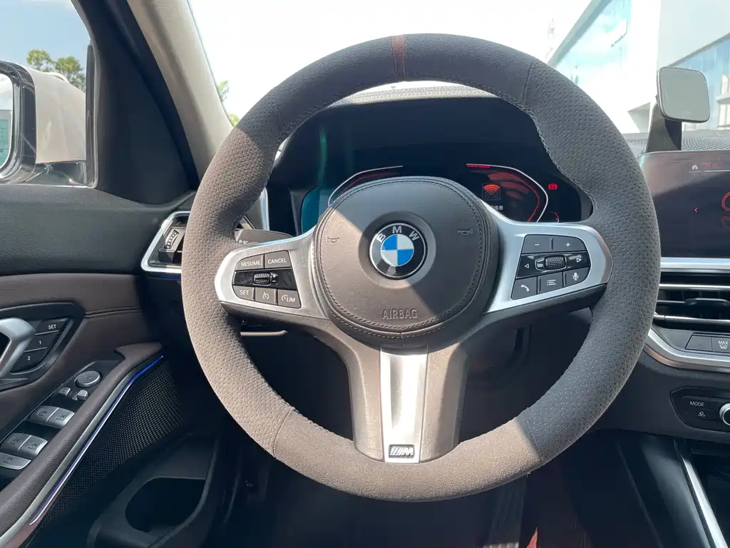 BMW 3 Series — миниатюра 11