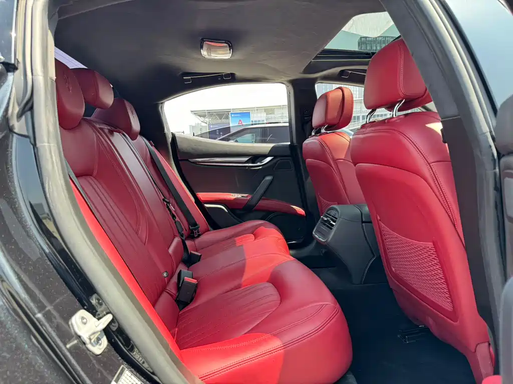 Maserati Ghibli 2022 2.0T GT