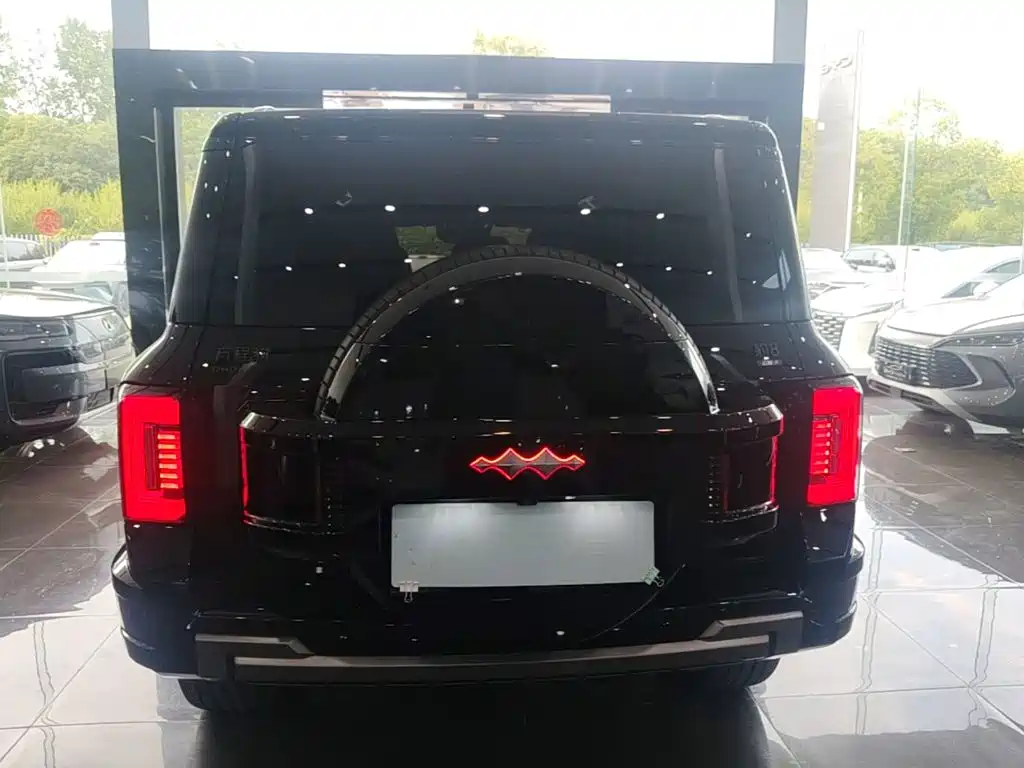 Fangchengbao Leopard 8 8 2025 Flagship 7 мест