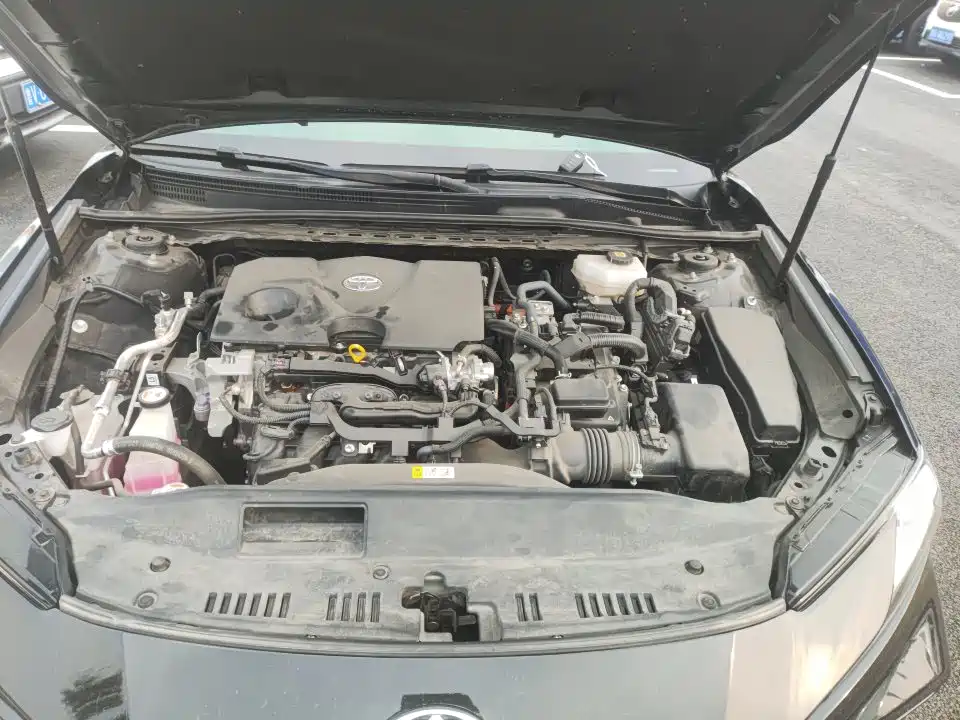 Toyota Camry — миниатюра 13