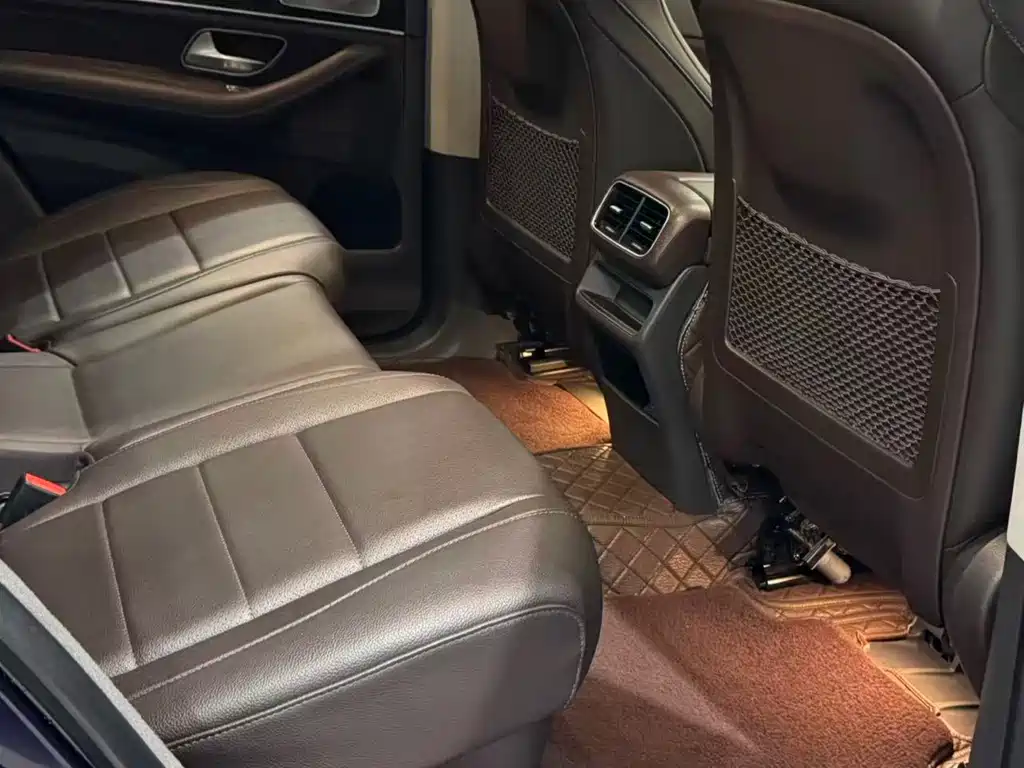 Mercedes-Benz GLE (Import) — миниатюра 5
