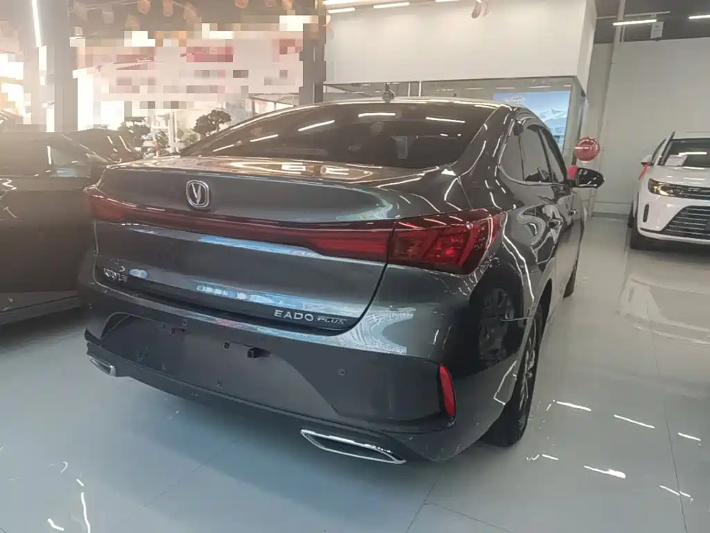 Changan Eado — миниатюра 7