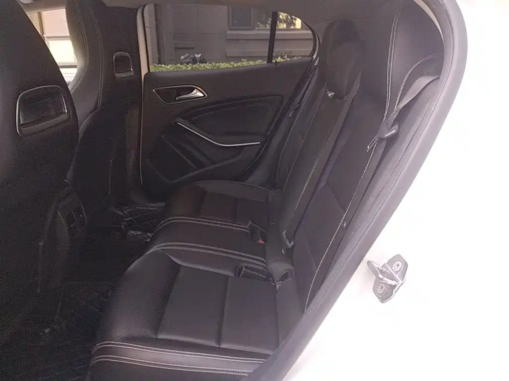 Mercedes-Benz GLA — миниатюра 17