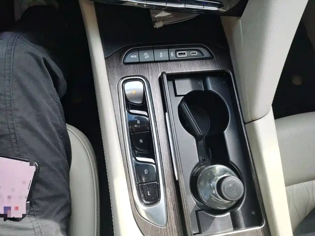 Buick Enclave — миниатюра 14