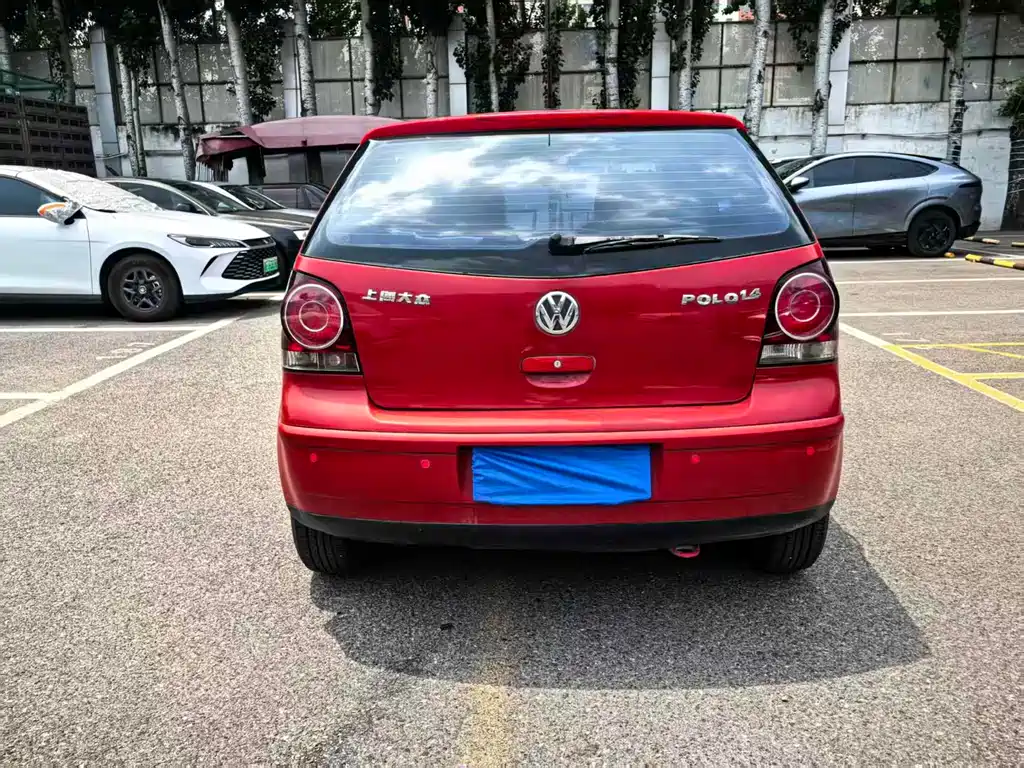 Volkswagen Polo 2009 1.4L AT