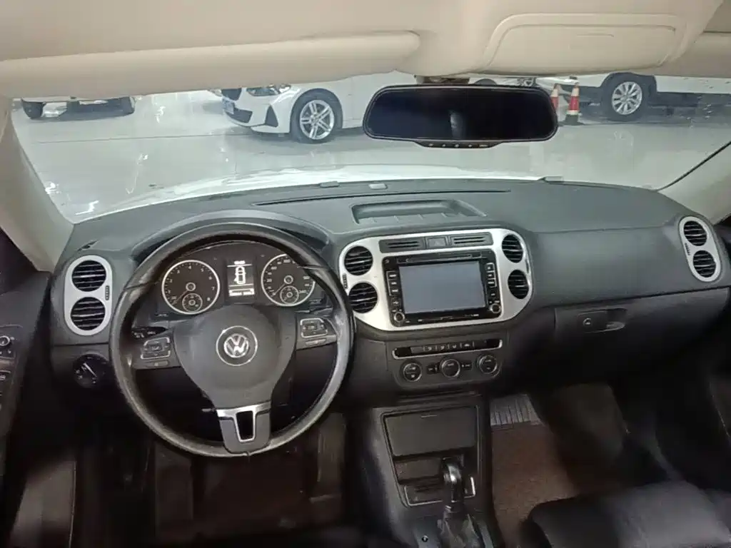 Volkswagen Tiguan — миниатюра 10