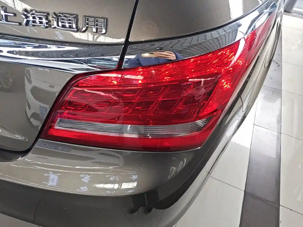 Buick LaCrosse — миниатюра 8