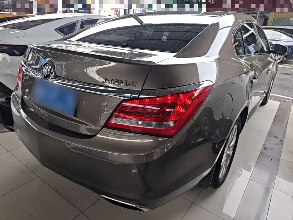 Buick LaCrosse — миниатюра 7