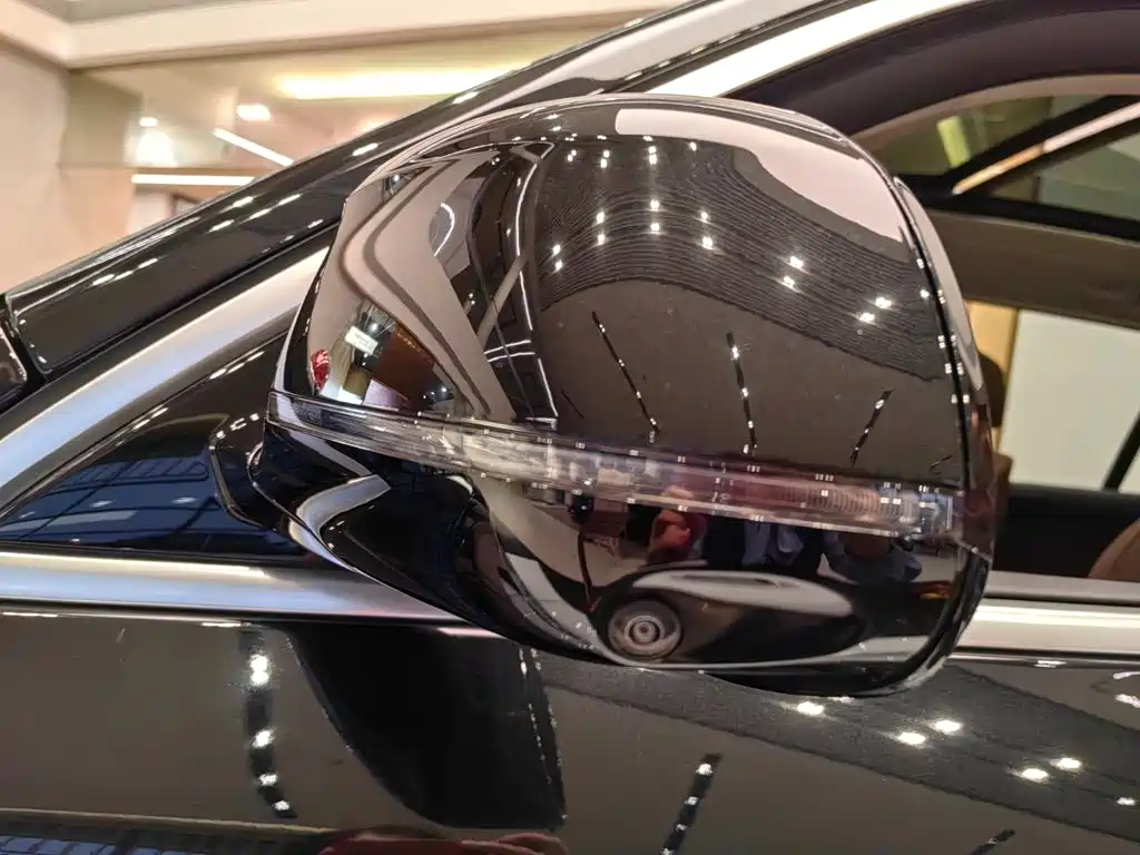 BMW X7 — миниатюра 15