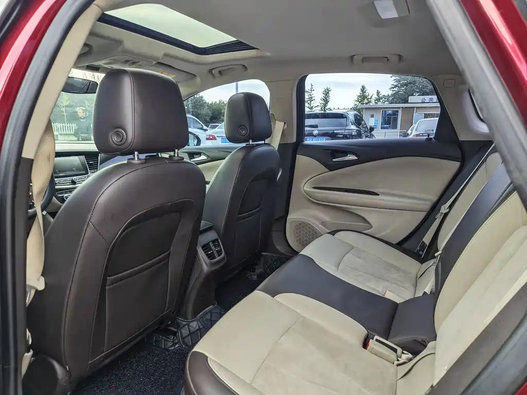 Buick Verano — миниатюра 7
