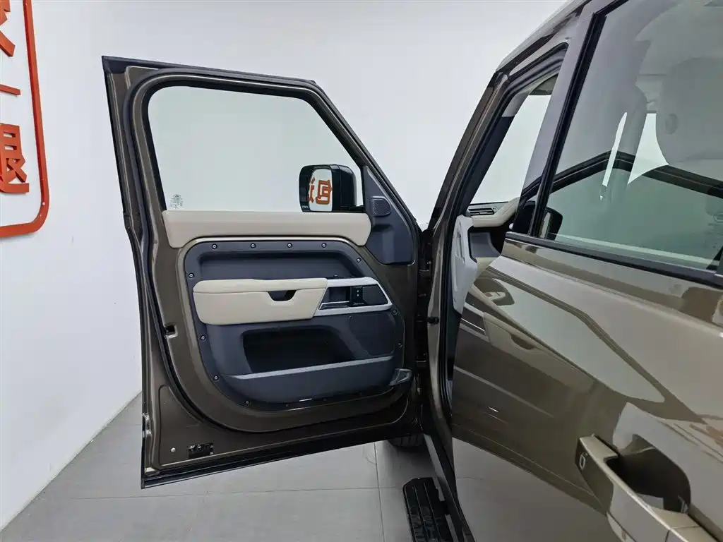 Land Rover Land Rover Defender 2020 110 P400 SE