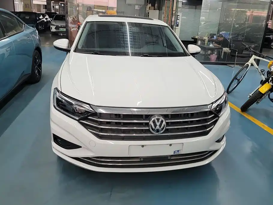 Volkswagen Sagitar — миниатюра 2