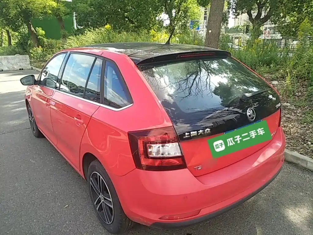 Skoda Rapid Spaceback — миниатюра 5