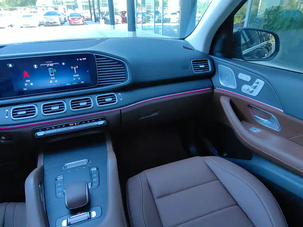 Mercedes-Benz GLE (Import) — миниатюра 15