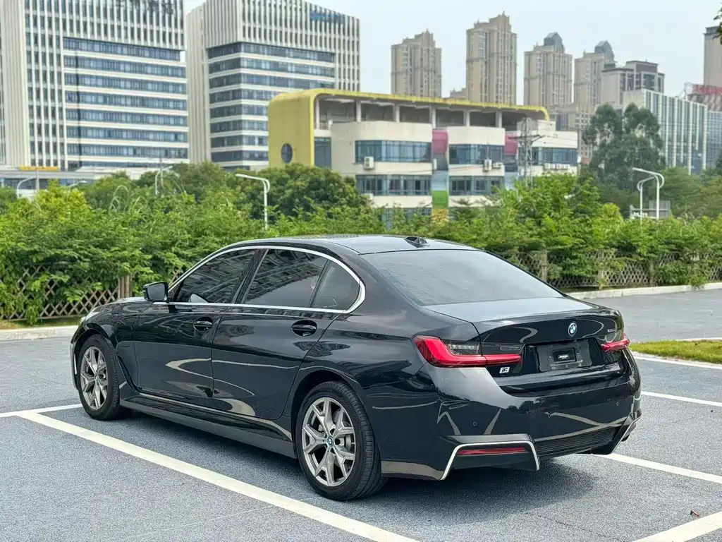 BMW i3 — миниатюра 7