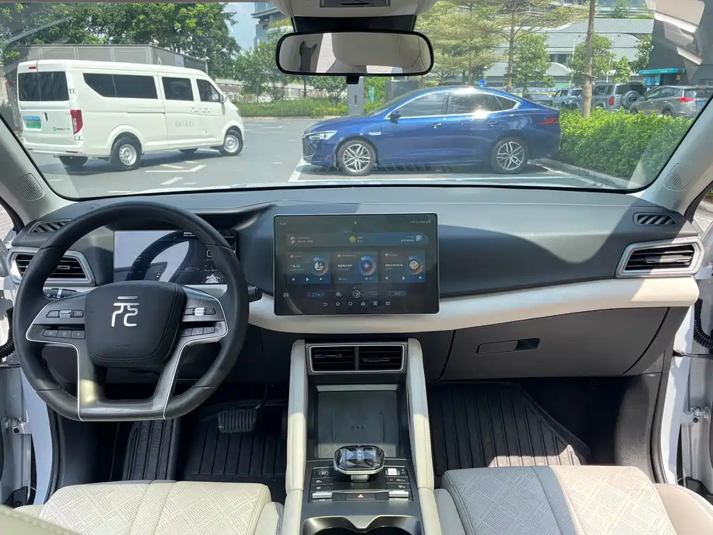 BYD Yuan UP — миниатюра 10
