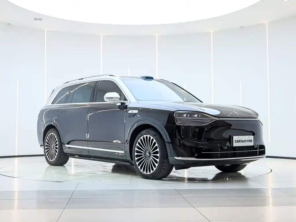 AITO ASK THE WORLD M9