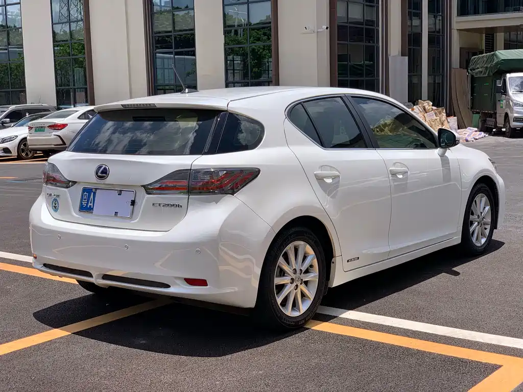 Lexus CT 2012 CT200h Elite
