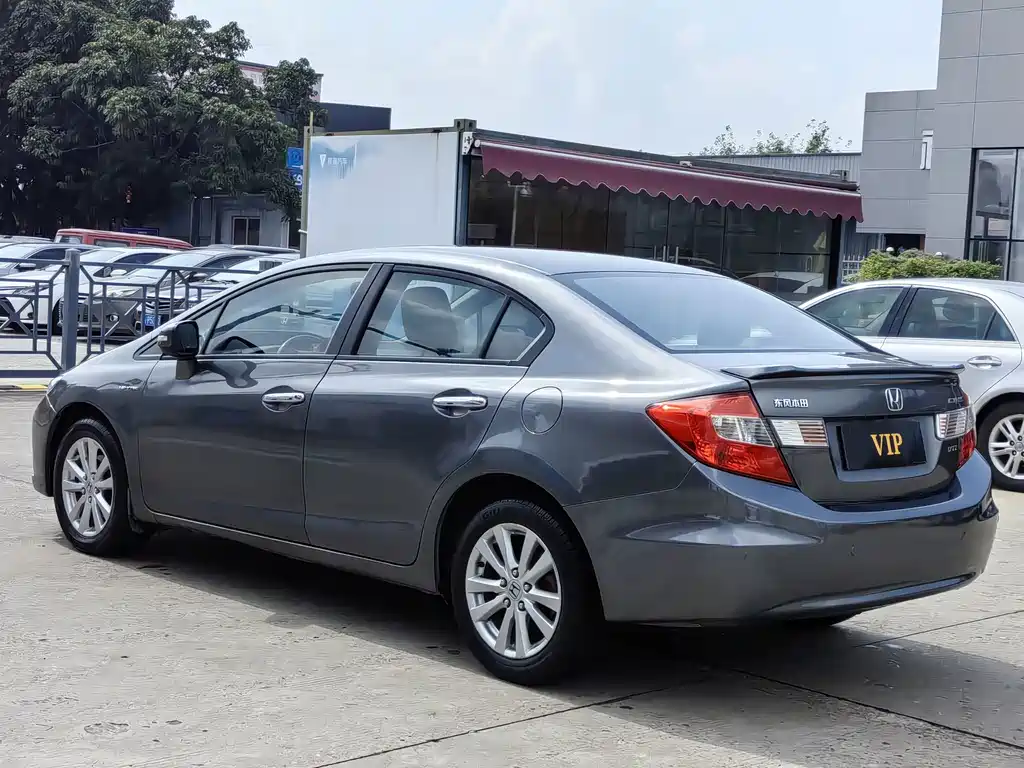 Honda Civic — миниатюра 6