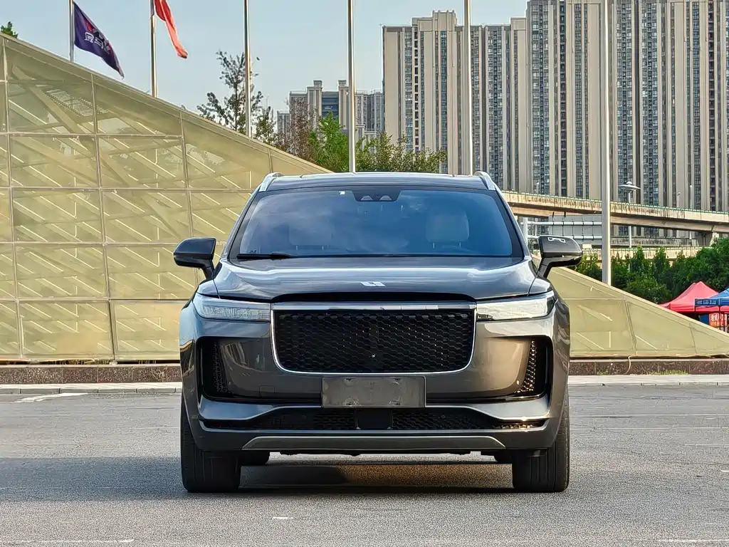 Li Auto Li ONE — миниатюра 2
