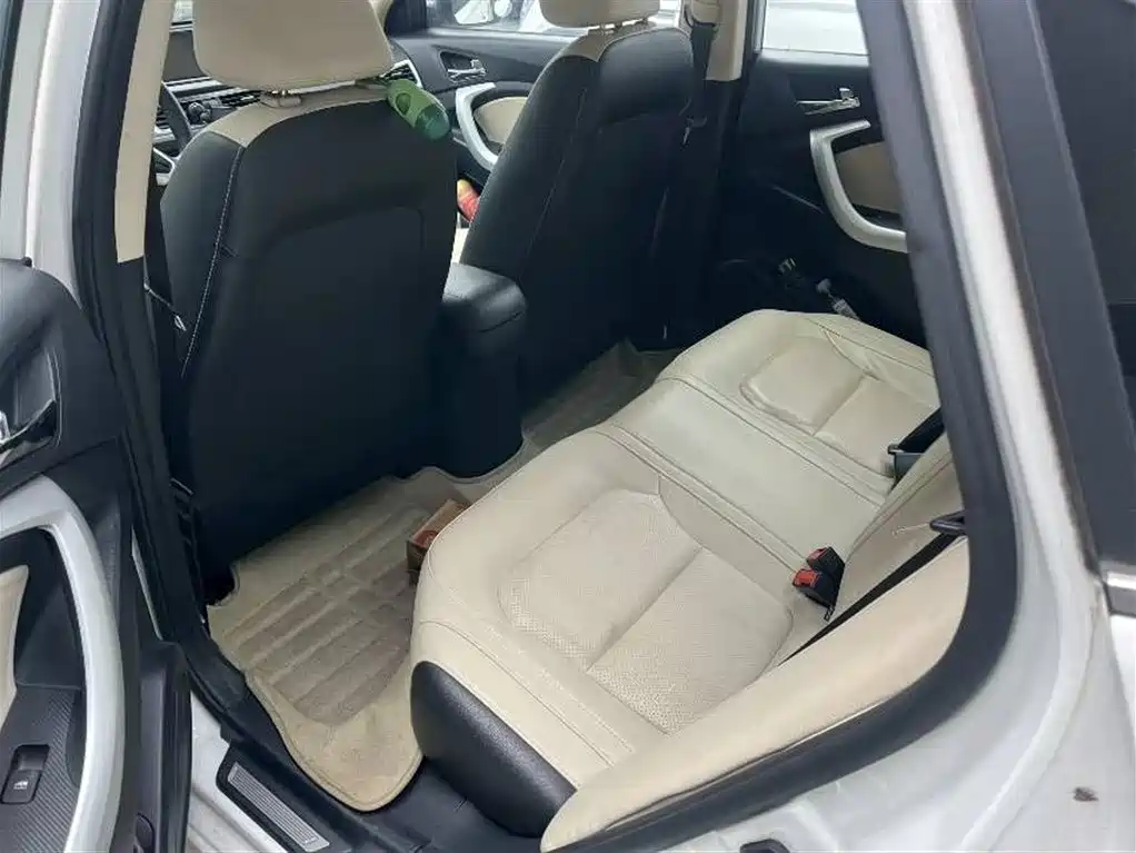 Changan V7 2015 1.6L MT V
